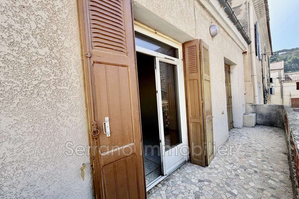Maison 70 m² à Chateaurenard  - photo 7