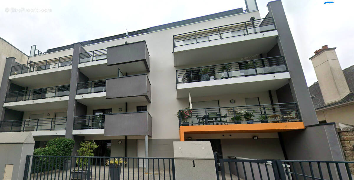 Appartement à FOUGERES