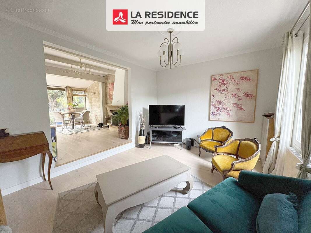 Maison à MONTIGNY-LES-CORMEILLES