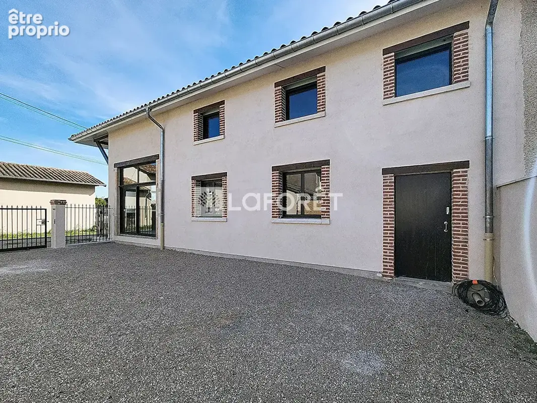 Photo Maison à Savigneux au prix de 315 000€