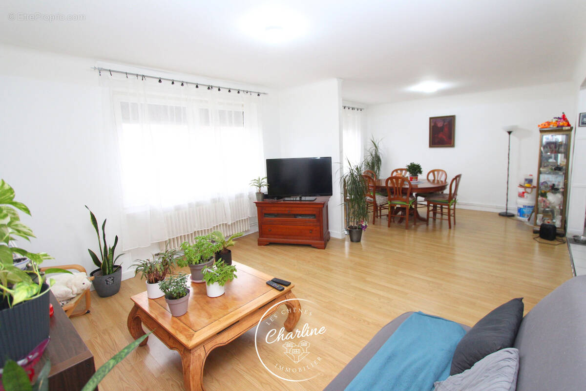 Appartement à SAINTE-MARIE-AUX-CHENES