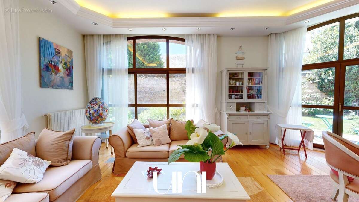 Maison 6 pièces de 350 m2  - CAEN - photo 14