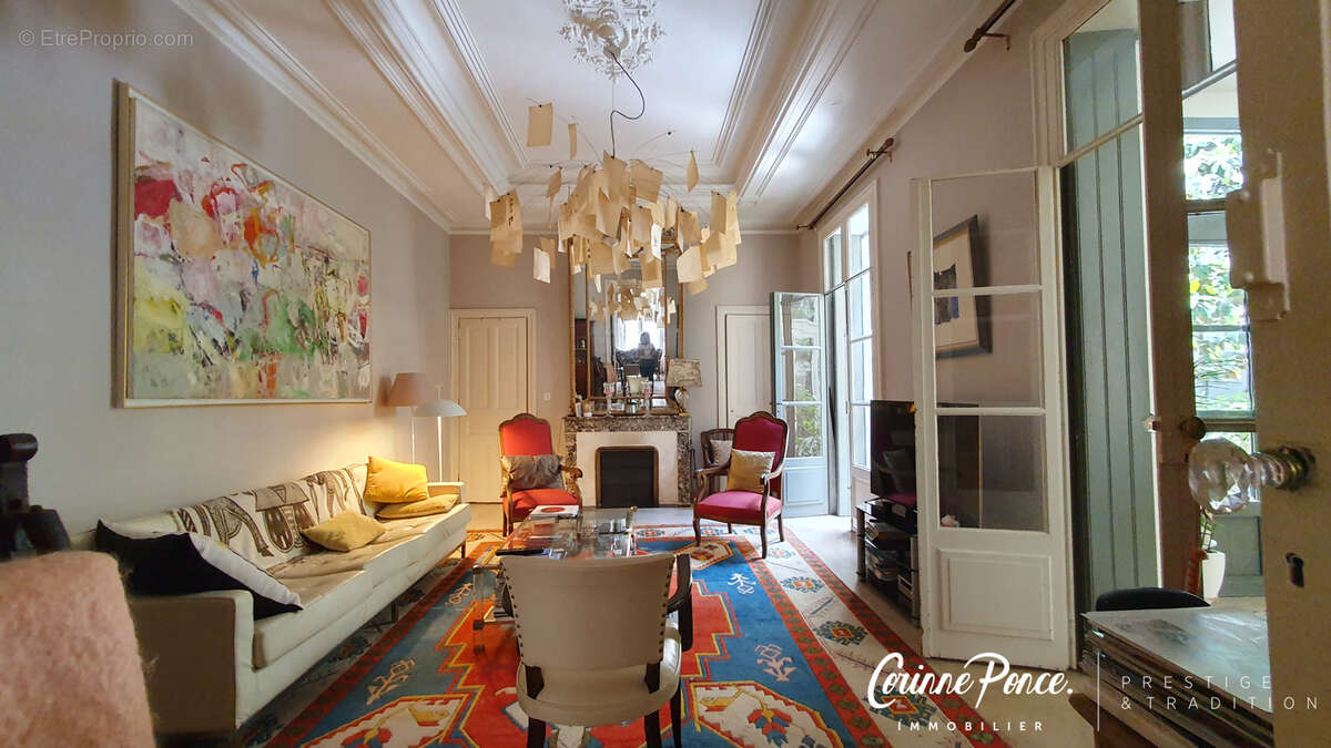 Centre ville nimes maison de maitre d' exception corinne ponce immobilier - photo 3