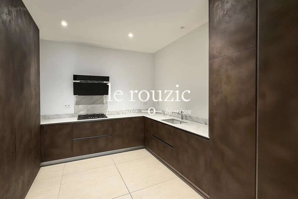 Maison 325 m² à Vannes  - photo 5