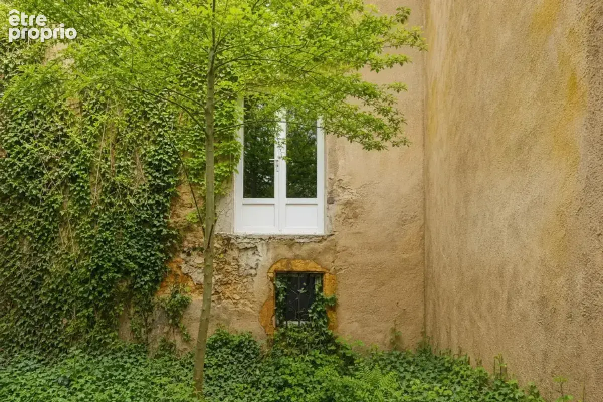 Charmante maison de ville avec jardin à Marcigny - photo 7
