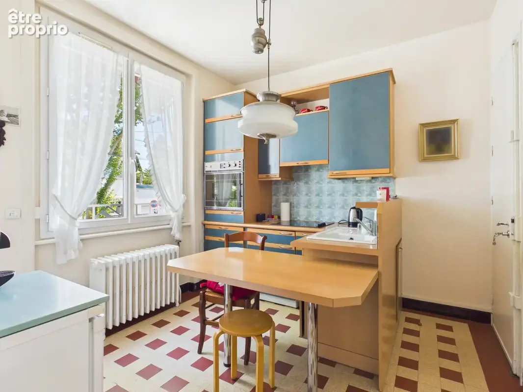 Bron   maison de caractère des années 20   secteur recherché - photo 10