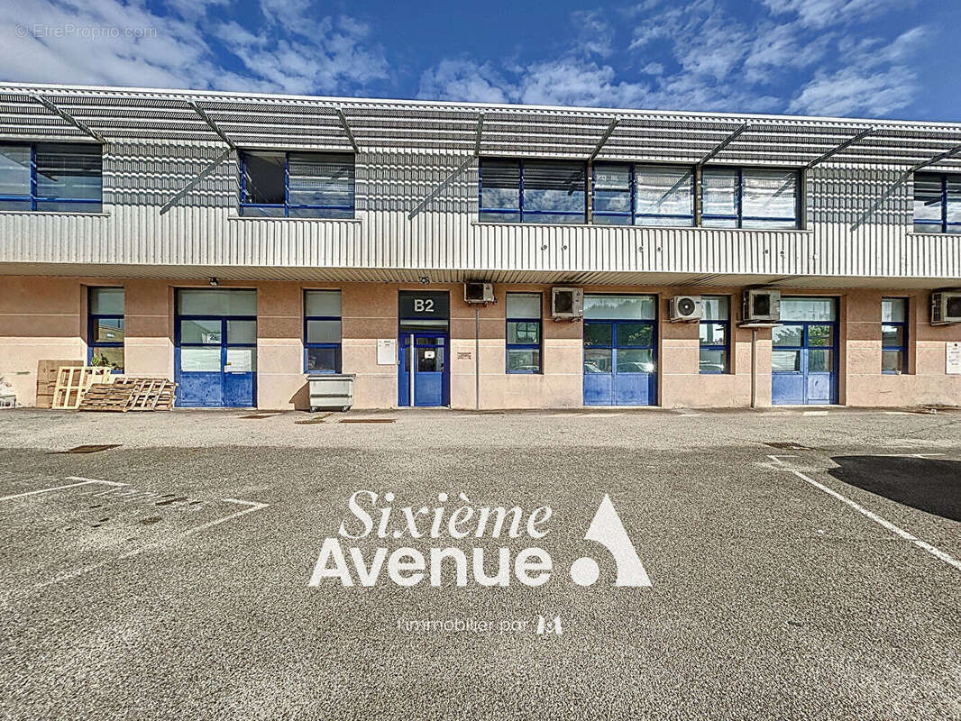 Commerce à VAULX-EN-VELIN