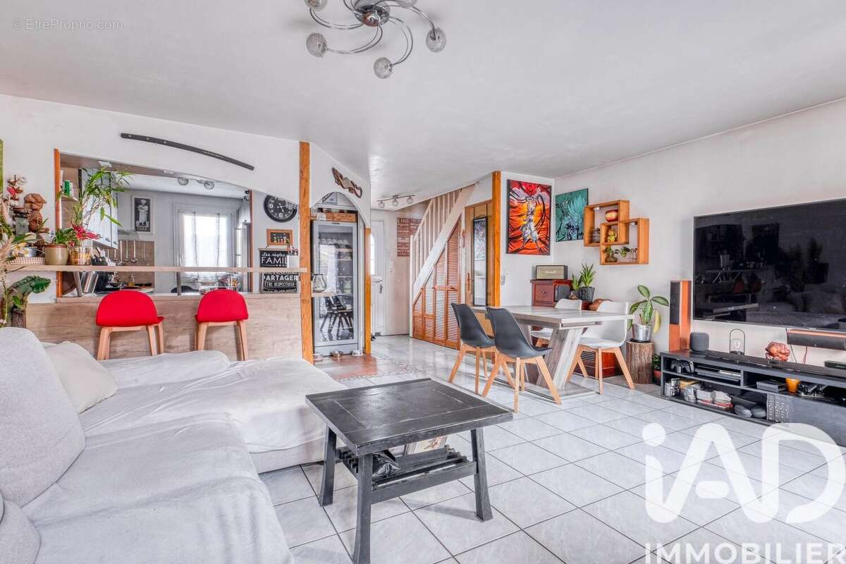 Photo 3 - Maison à CREGY-LES-MEAUX