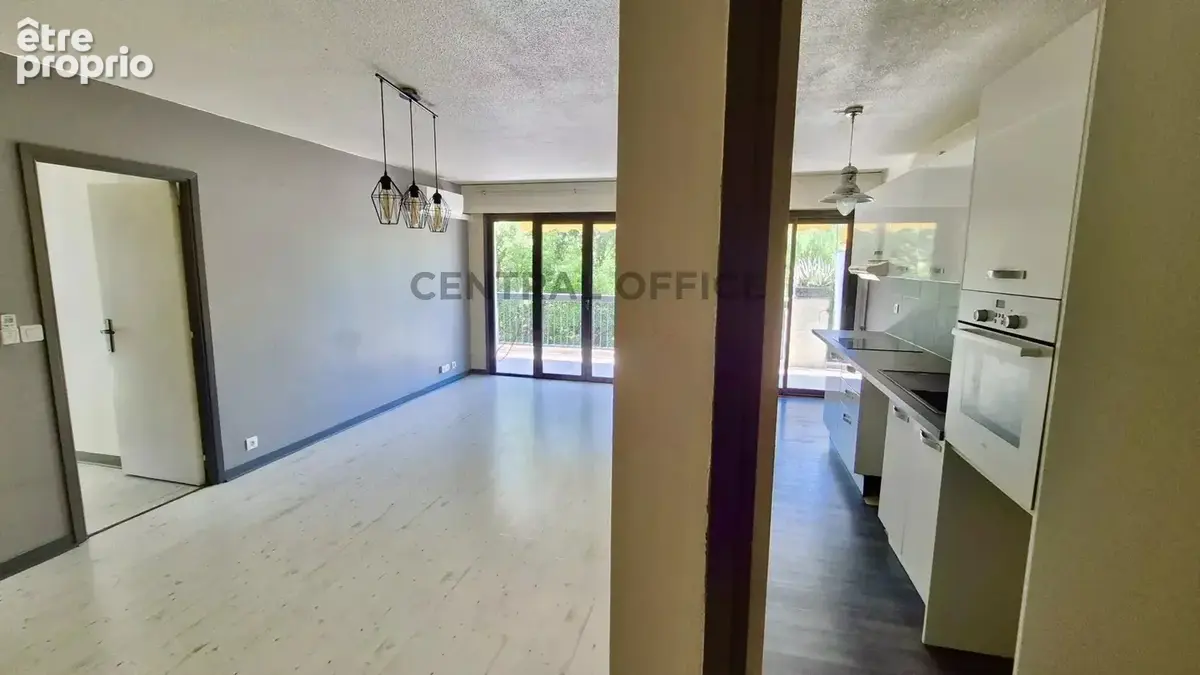 4 pièces de 72 m² – piscine, parking & cave - photo 2