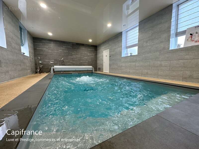 Commerce à BARNEVILLE-CARTERET