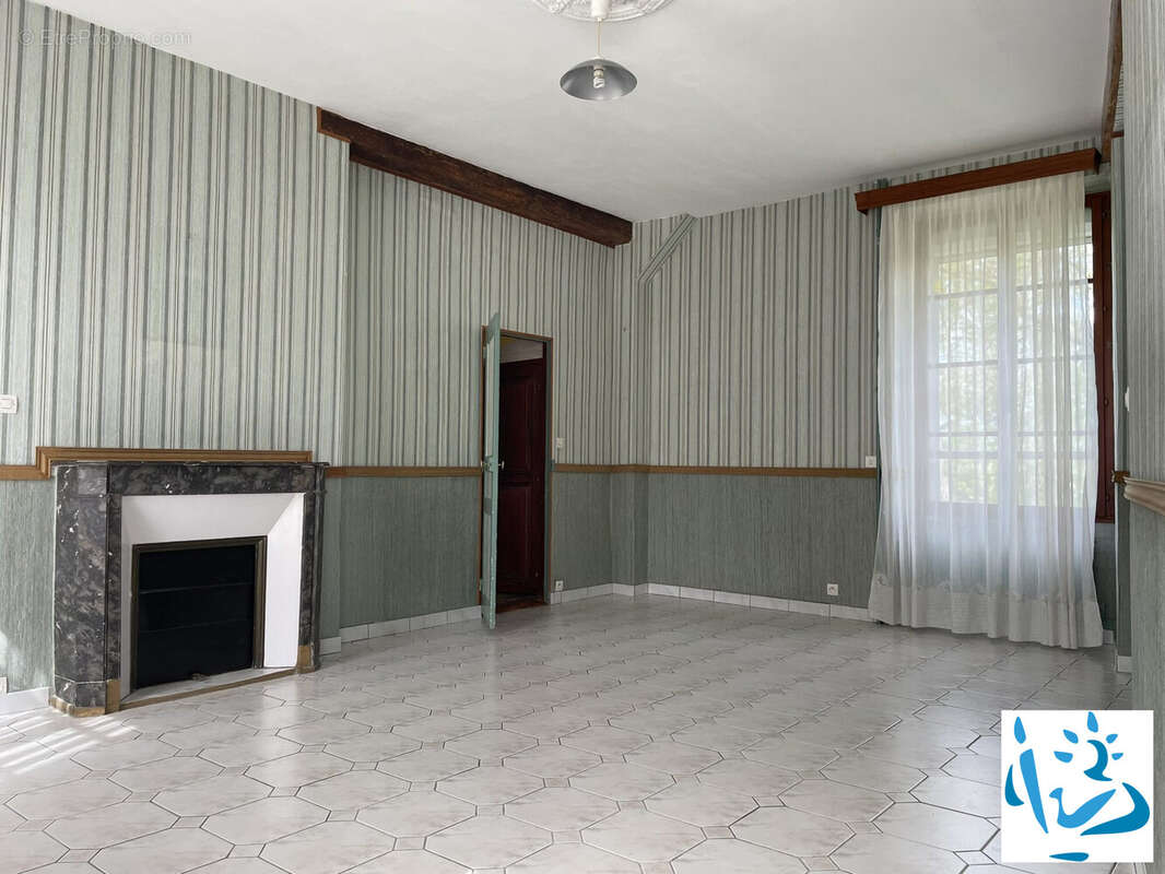 Maison à MORTAGNE-AU-PERCHE