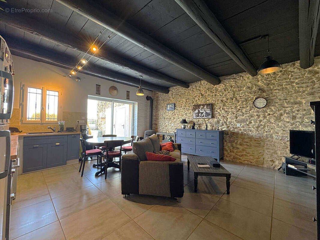 Maison à SAINT-ETIENNE-DES-SORTS