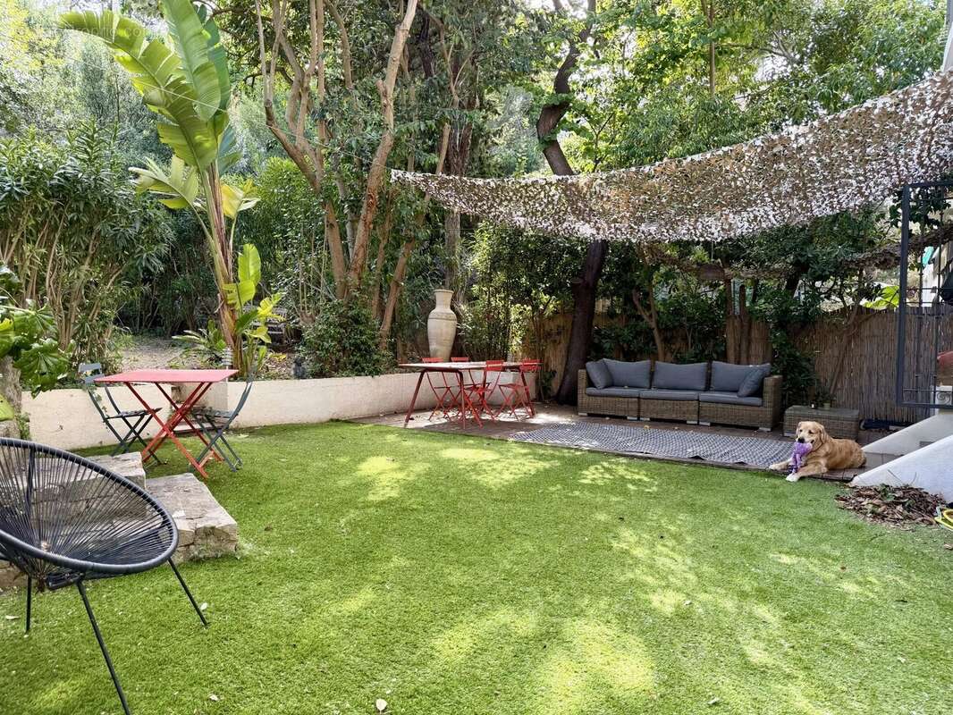 Appartement à MARSEILLE-8E