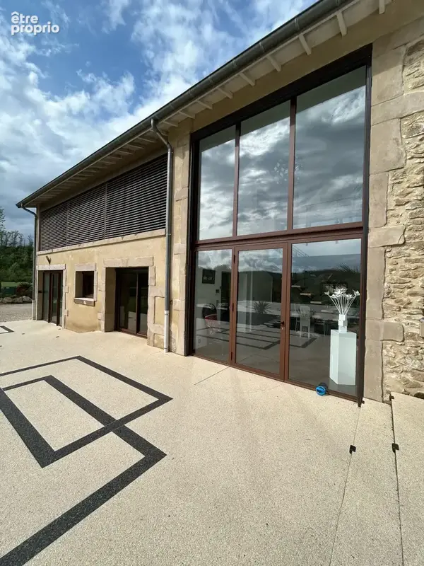 Bastide de Grand Standing : Un Écrin de Luxe et de Confort , une rénovation exceptionnelle et qualitative. - photo 2