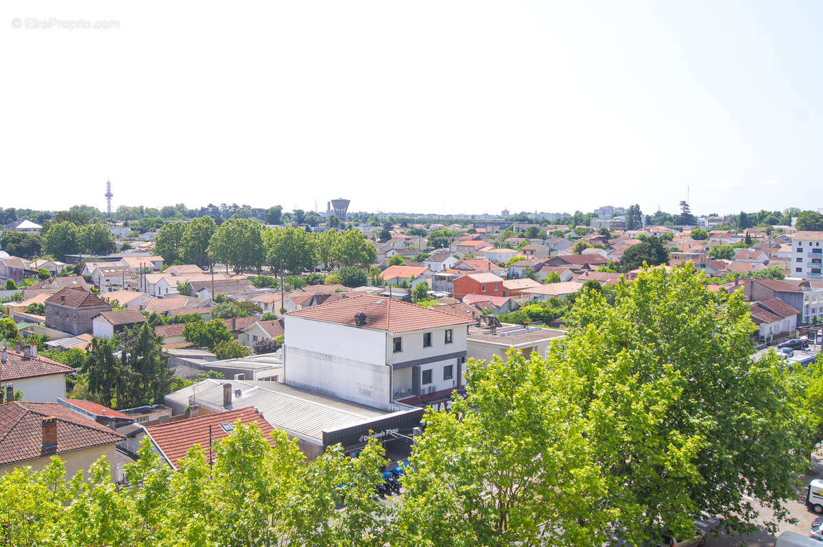 Appartement à CENON