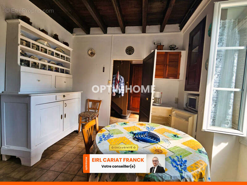 Maison à SAINT-ETIENNE-DE-FURSAC