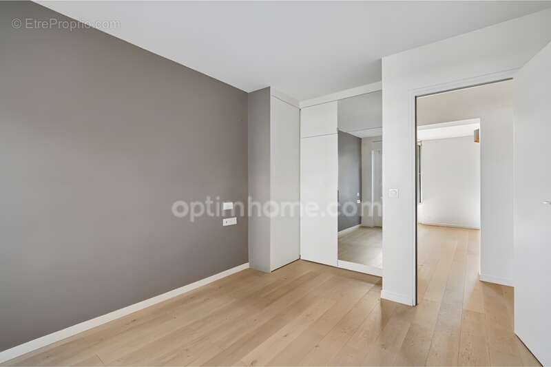Appartement à ISSY-LES-MOULINEAUX