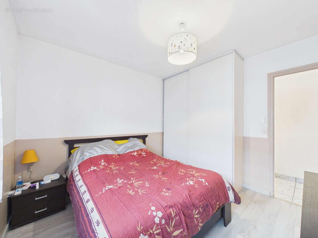 Appartement à BARBERAZ