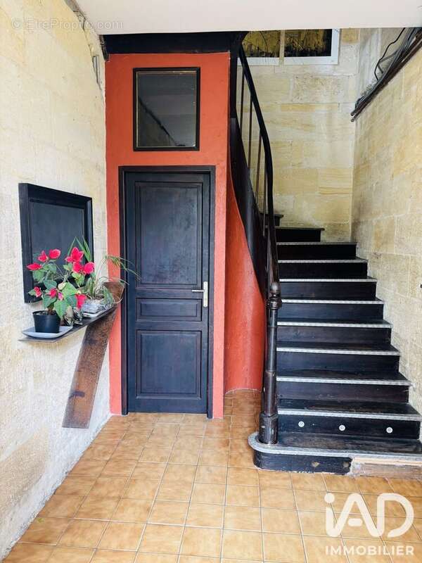 Maison 155 m² à Coutras  - photo 4