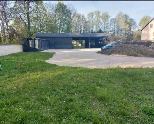 Commerce à VENAREY-LES-LAUMES