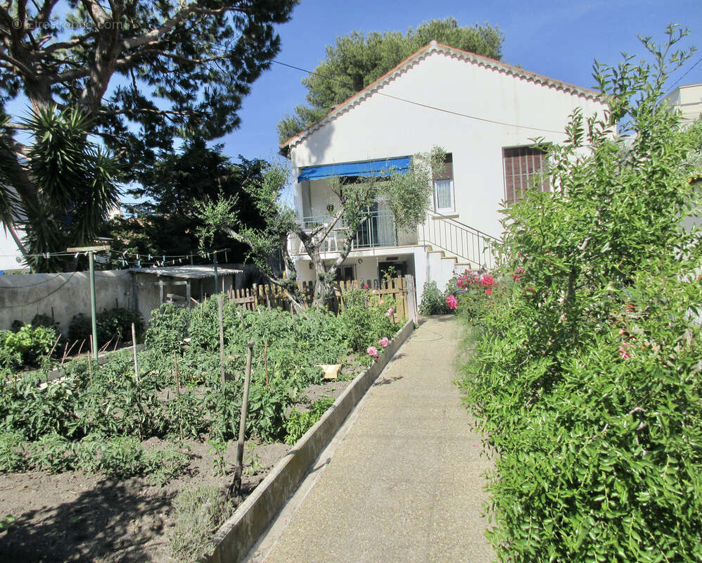 Maison à MARSEILLE-8E