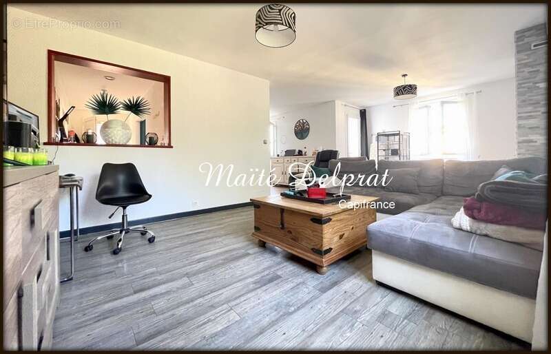 A vendre Carpentras - Maison familiale rénovée avec piscine et garage 210m² - photo 8