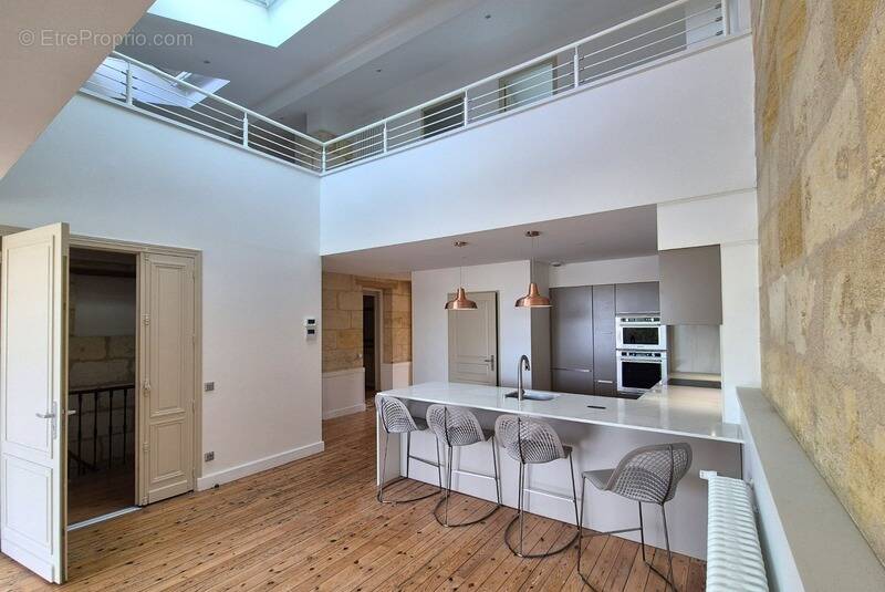 Appartement à BORDEAUX