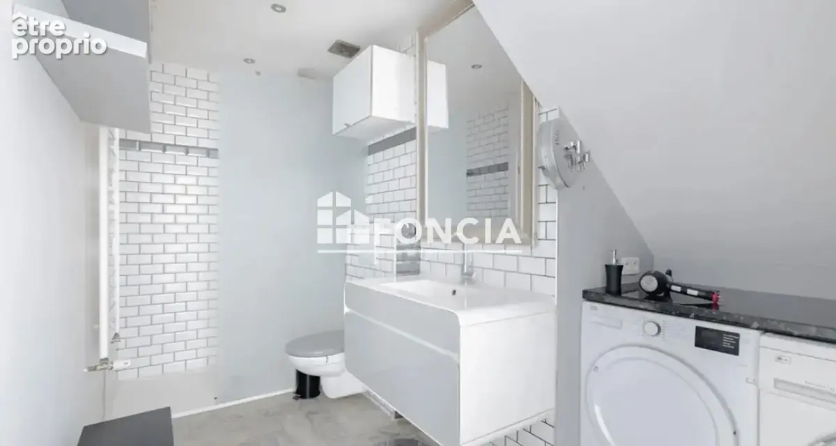 Maison de 4 pièces de 104 m² au centre ville - photo 9