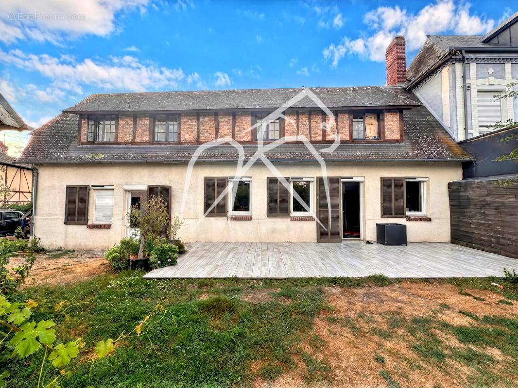 Maison à SAINT-AUBIN-EPINAY