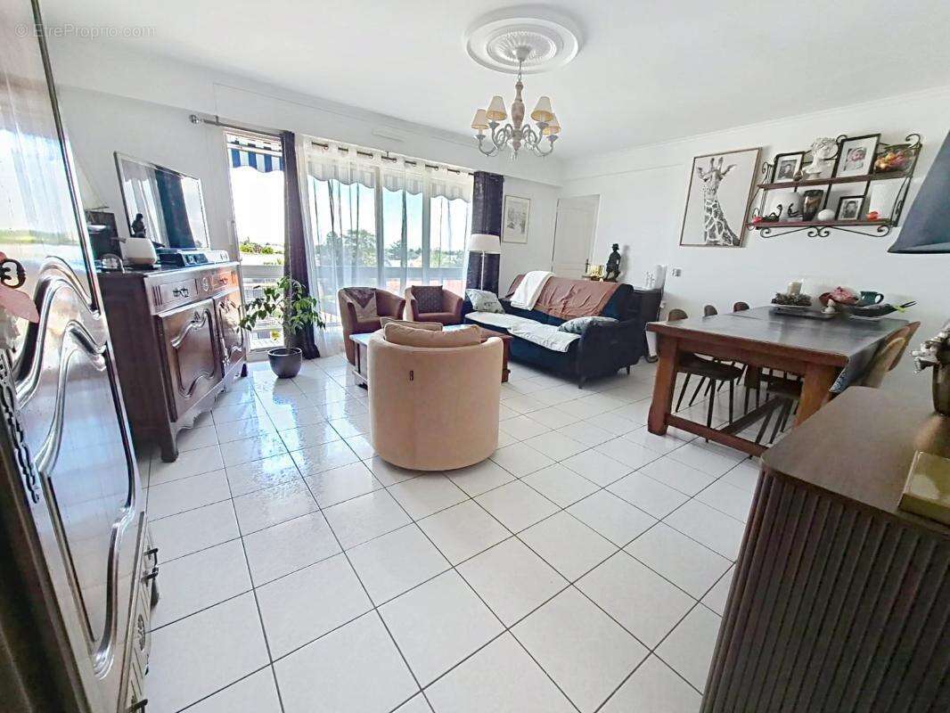 Appartement à CHATEAUROUX