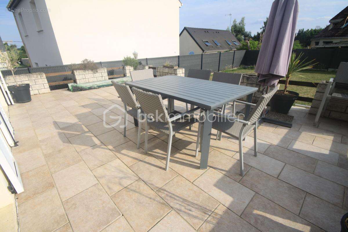 Maison à SAINT-GERMAIN-LES-ARPAJON