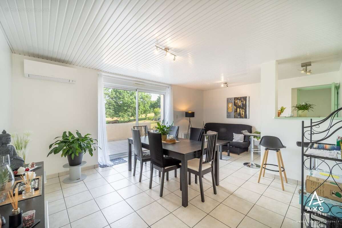 Maison T6 avec jardin et carport sur un terrain avec vue dégagée - photo 6