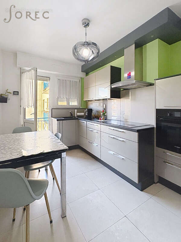 Appartement Metz Sablon/balcons/cave/grenier/garage - photo 9