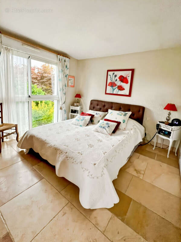 Maison à FRANQUEVILLE-SAINT-PIERRE
