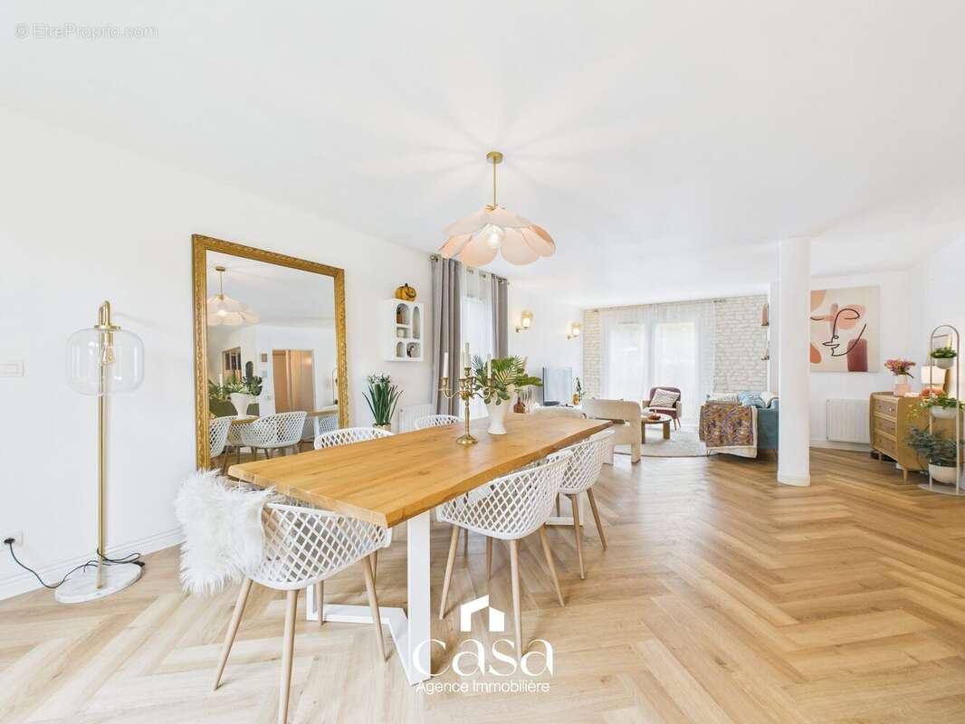 Maison 126 m² à Saint-Contest  - photo 4
