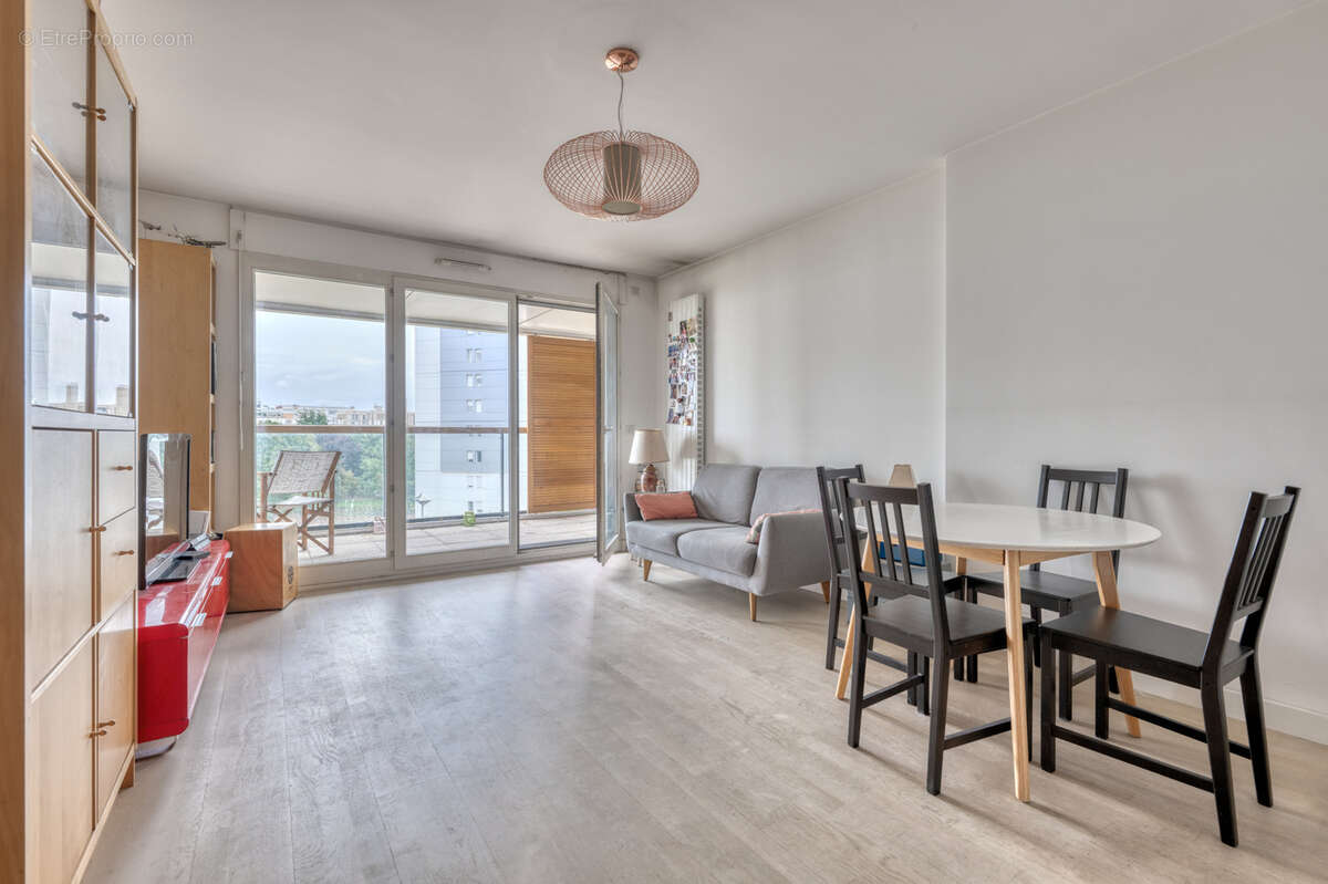 Appartement à MAISONS-ALFORT