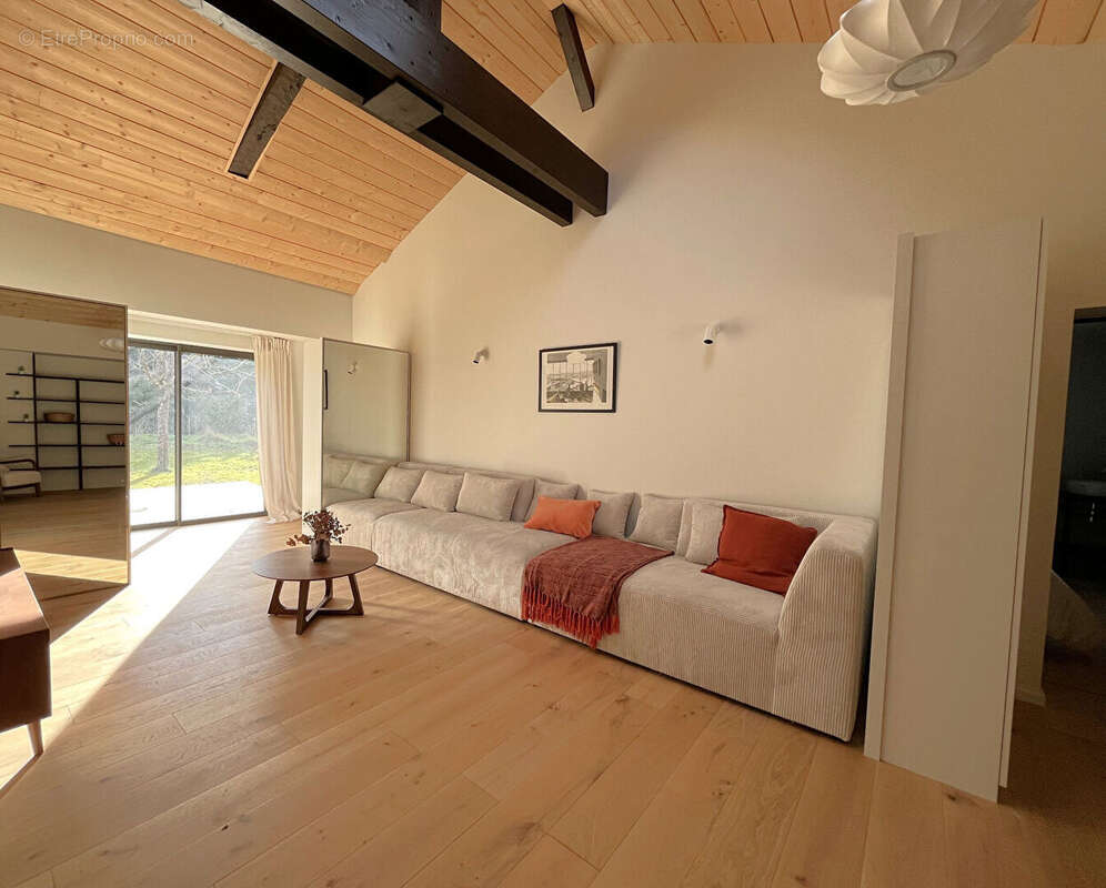 Maison à MOLIETS-ET-MAA