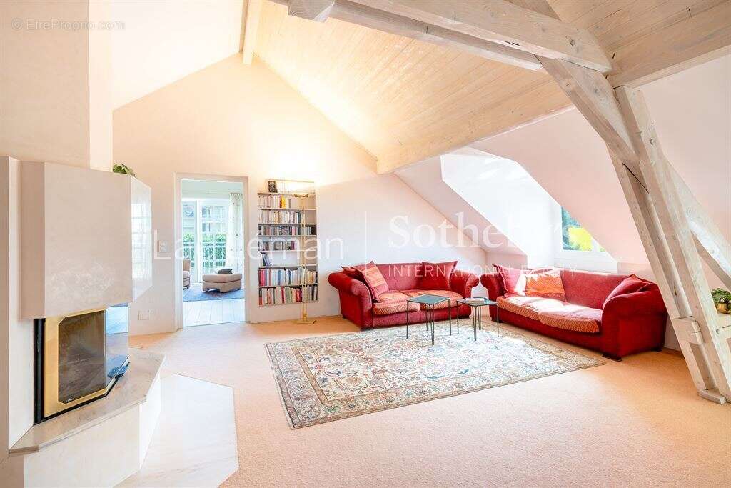 Maison à CHENS-SUR-LEMAN