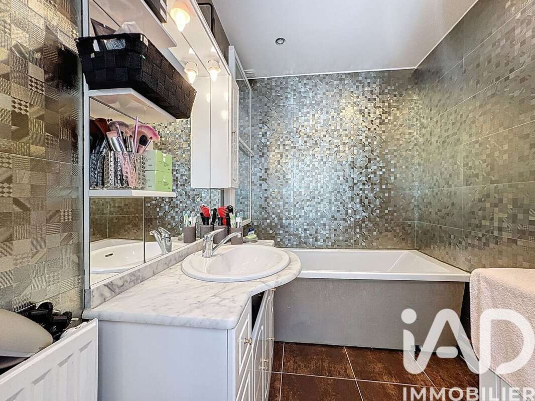 Photo 8 - Maison à MENUCOURT