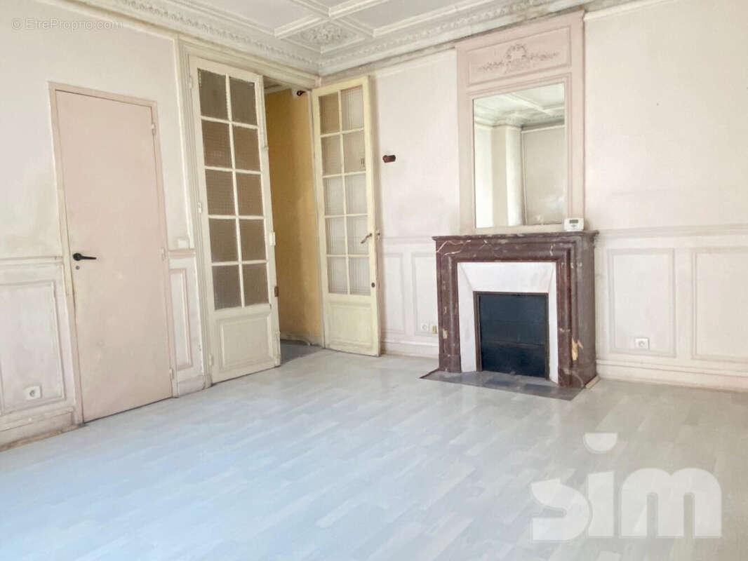 Appartement 102 m² à Paris-19e  - photo 4