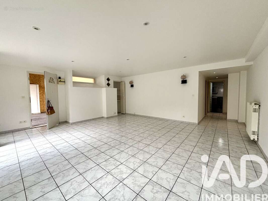 Photo 2 - Appartement à FONTAINE