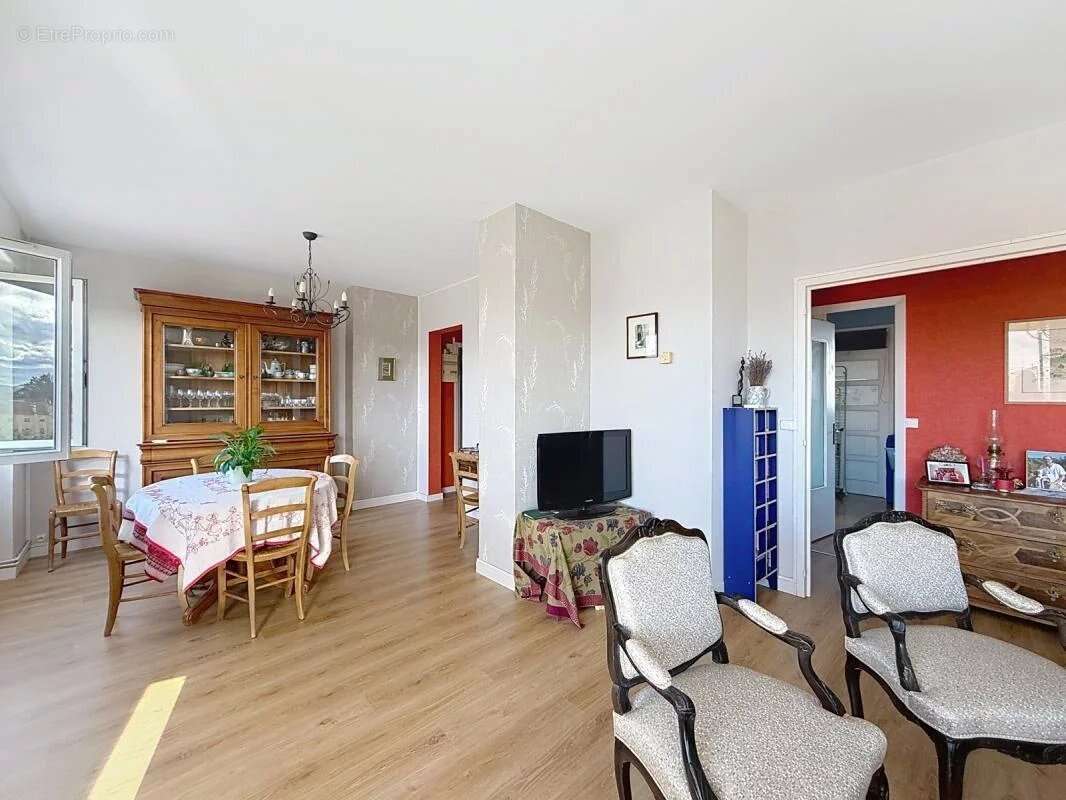 Appartement à LYON-5E