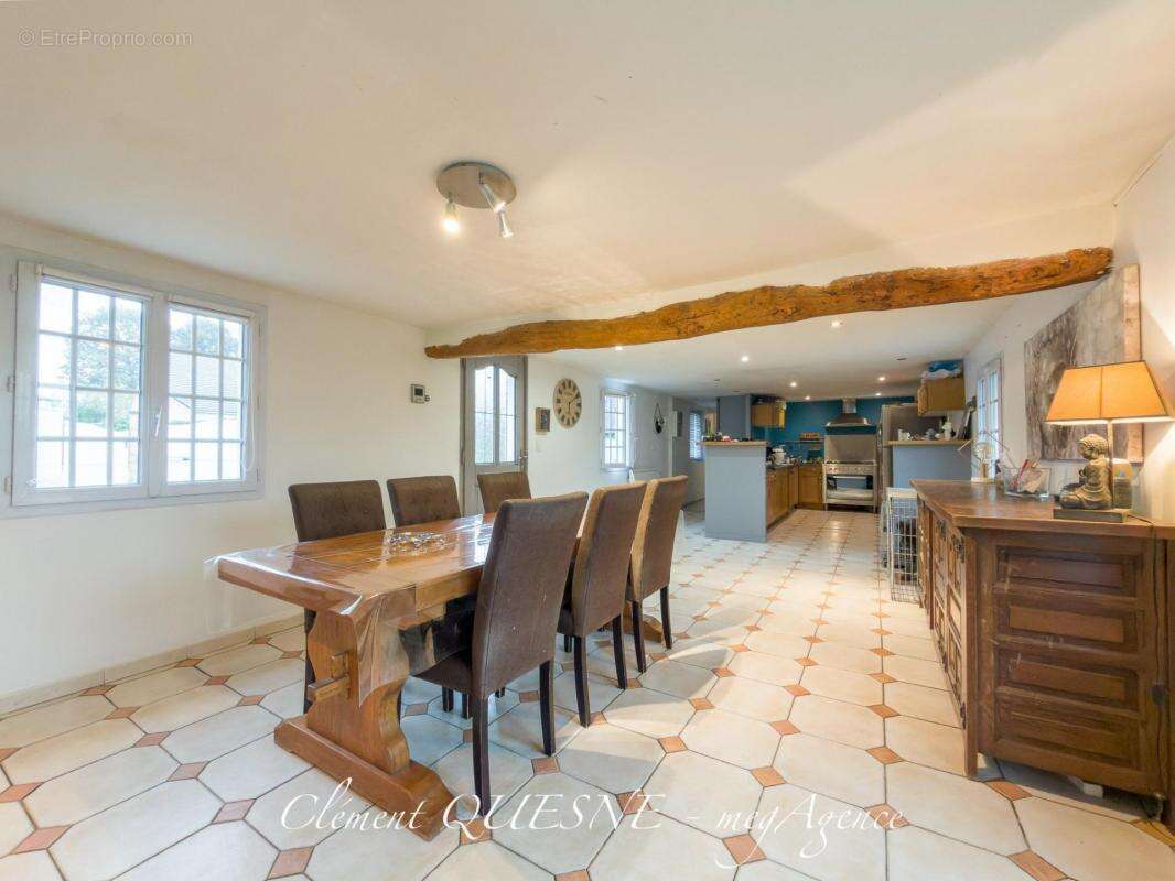 Maison à BERNEVAL-LE-GRAND