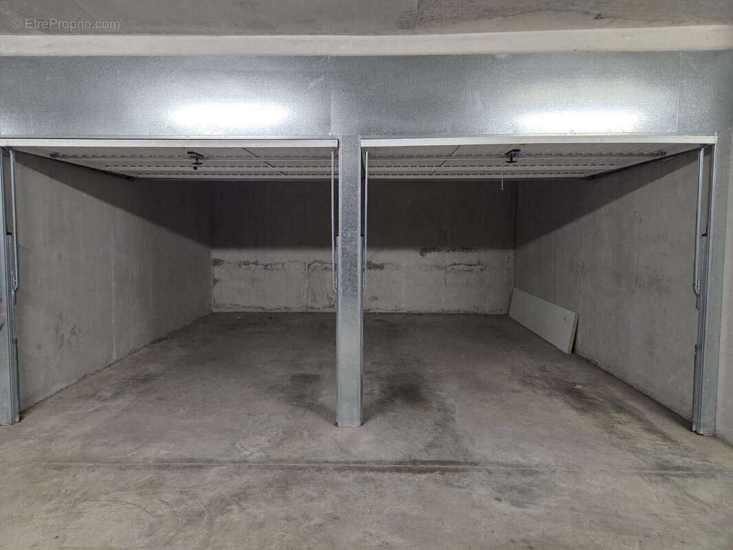 Parking 12 m² à Frejus  - photo 4