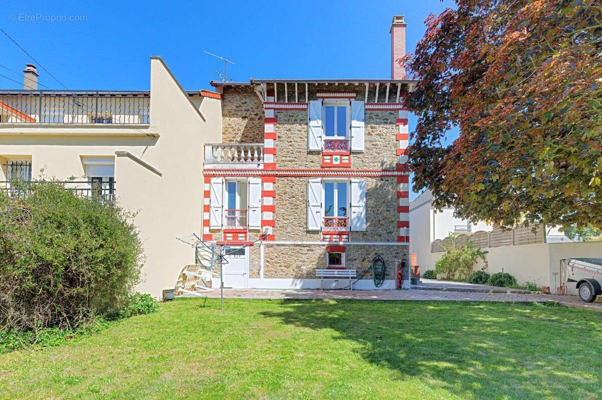 Maison à NEUILLY-PLAISANCE