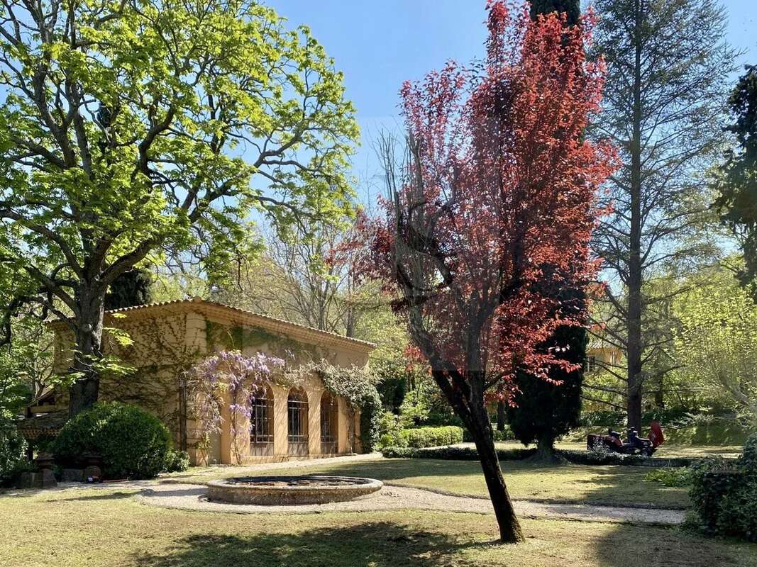 Domaine de prestige – bastide du xviiie siècle et dépendances - photo 11