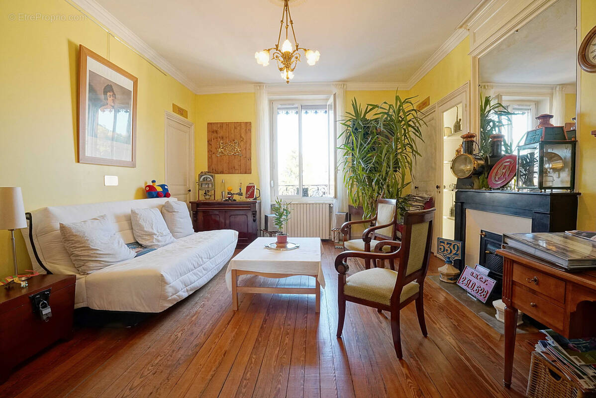 Appartement à BOURGOIN-JALLIEU