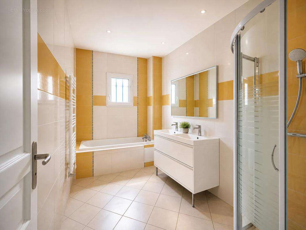 Maison de 5 pièces de 133 m² à Lestelle-de-Saint-Martory - photo 4