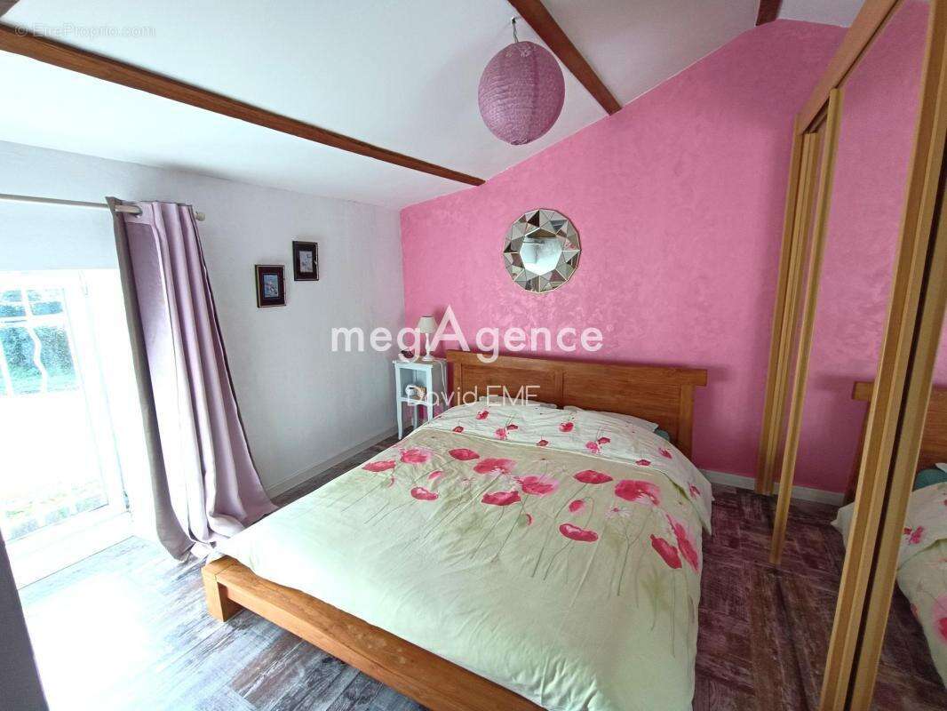 5 Pièces, 101 m2, 3 chambres, terrain 5200 m2 - photo 11