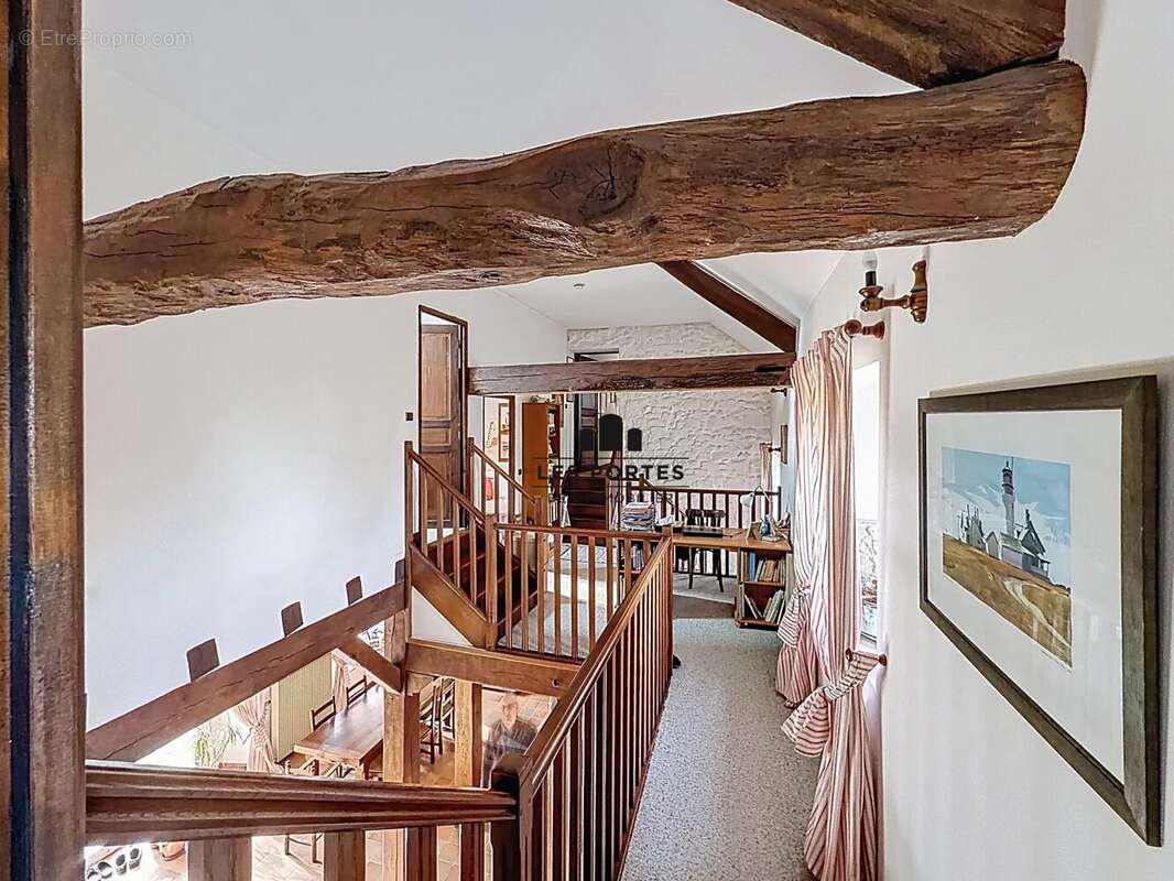 Maison à CHAMPCUEIL